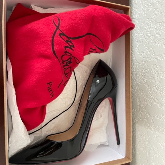 Christian Louboutin ‘So Kate’ Heel - Picture 8 of 10